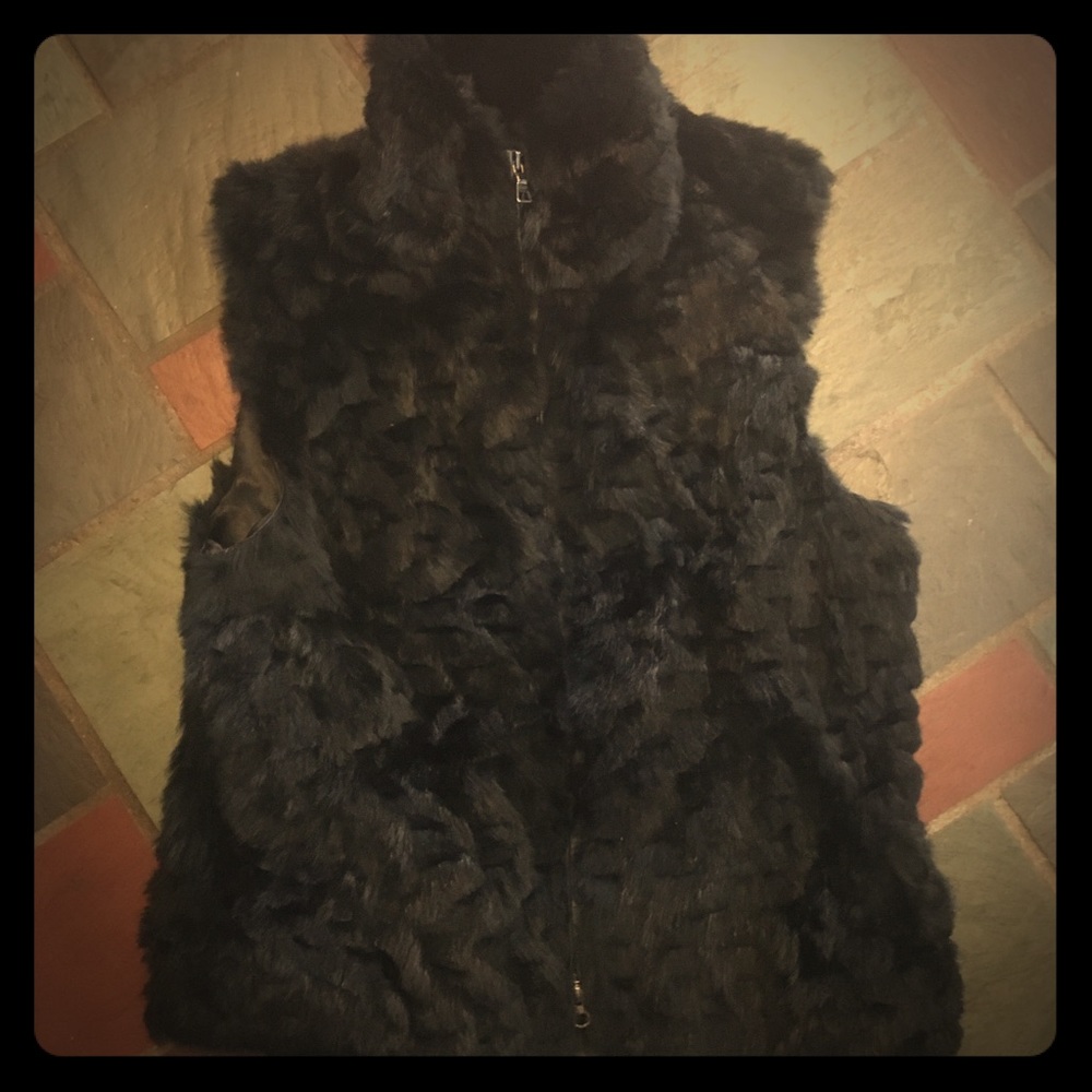 Guess sz L genuine rabbit fur black vest